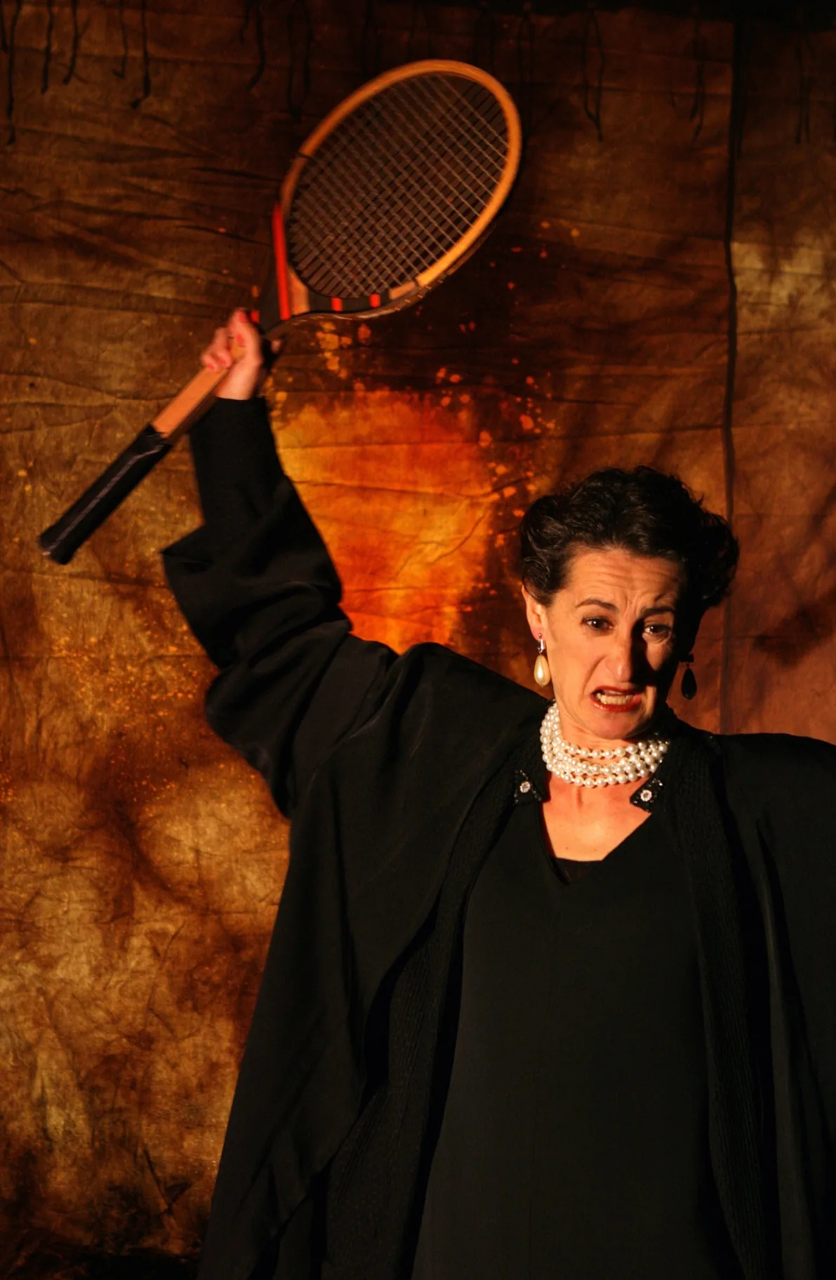 Manual de bricolaje (2011) — Teatro del Gato Manual de bricolaje (2011), obra de Miguel Romero Esteo — fotografía de la producción teatral de Teatro del Gato, compañía de teatro contemporáneo en Málaga (imagen 1 de 2)