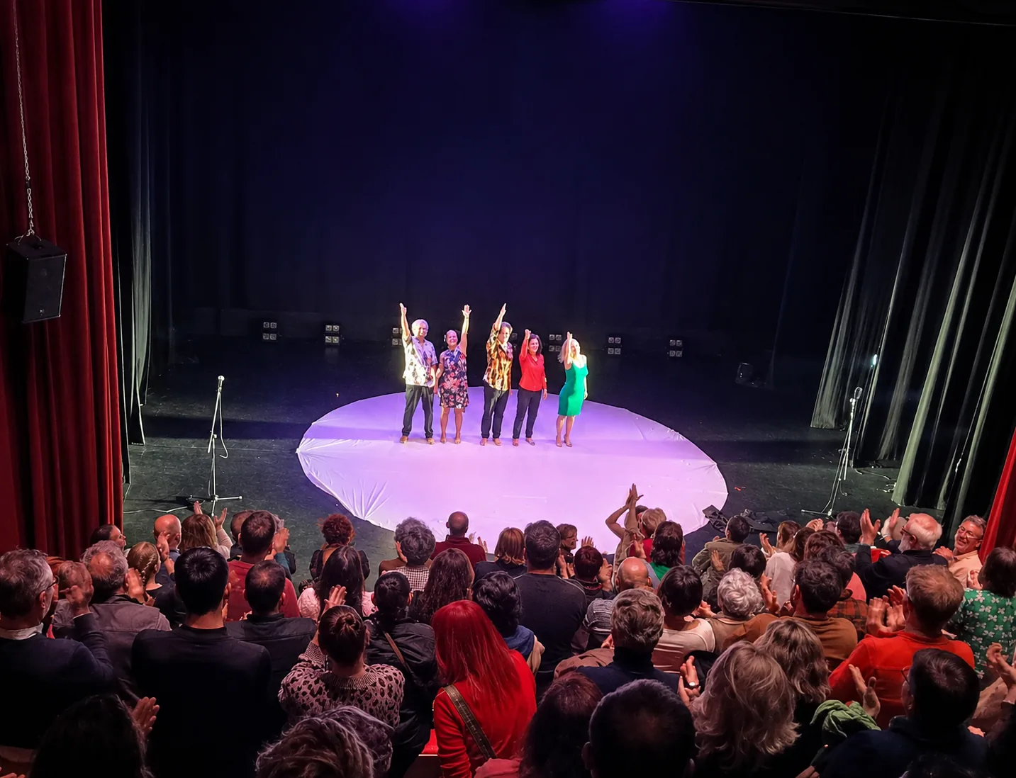 De lentejas y garbanzos (2025/26) — Teatro del Gato De lentejas y garbanzos (2025/26) — fotografía de la producción de Teatro del Gato (imagen 6 de 7)