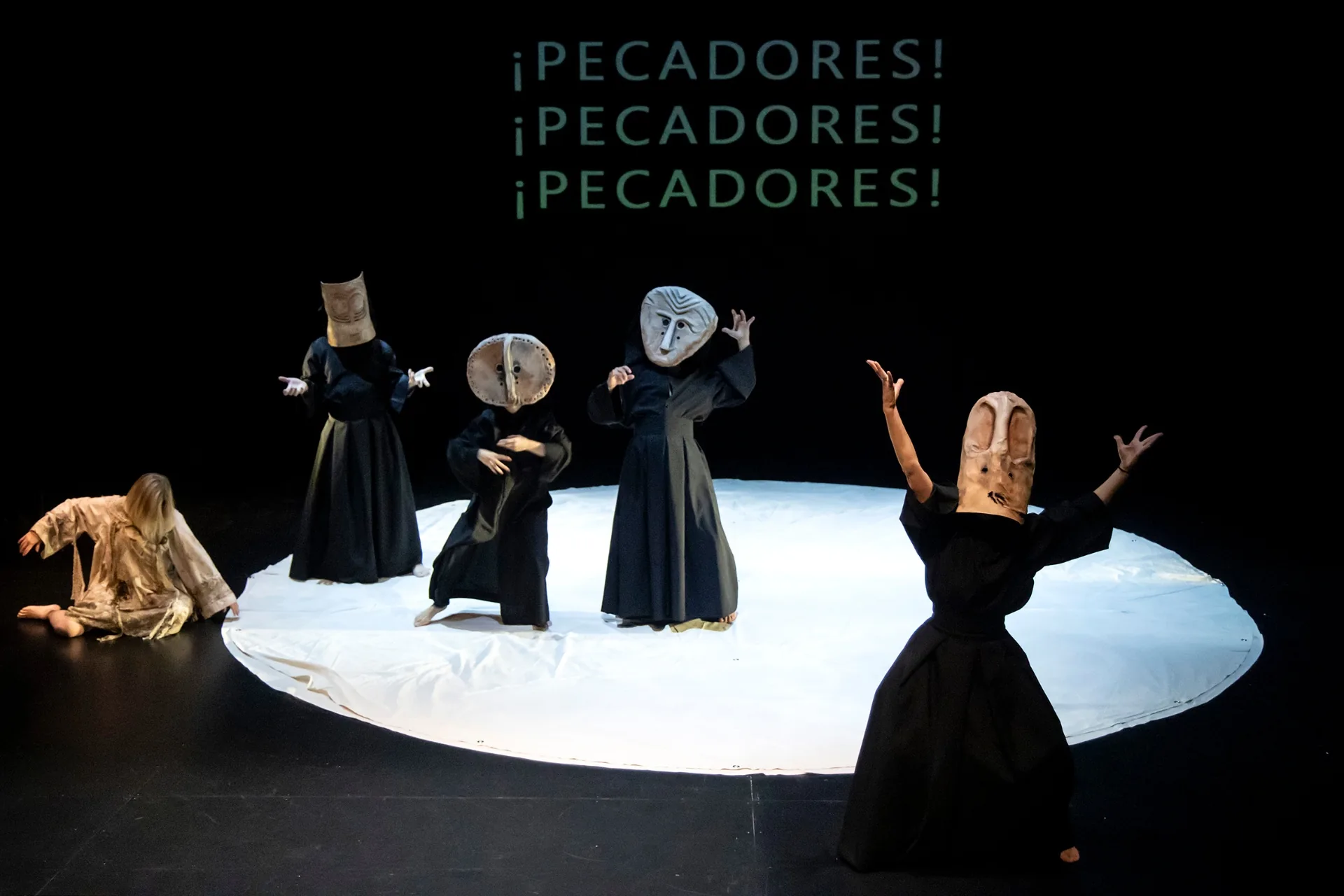 De lentejas y garbanzos (2025/26) — Teatro del Gato De lentejas y garbanzos (2025/26) — fotografía de la producción de Teatro del Gato (imagen 5 de 7)